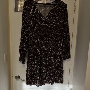 Elegant Black and White Floral Long Sleeve Dress